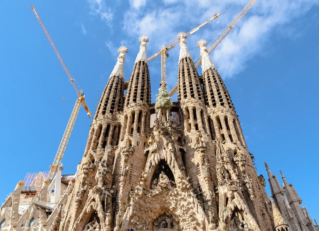 A photographic journey through the jewel of Catalonia, "Barcelona Unveiled" will take you there