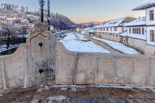 Tryavna in winter - Stone bridge